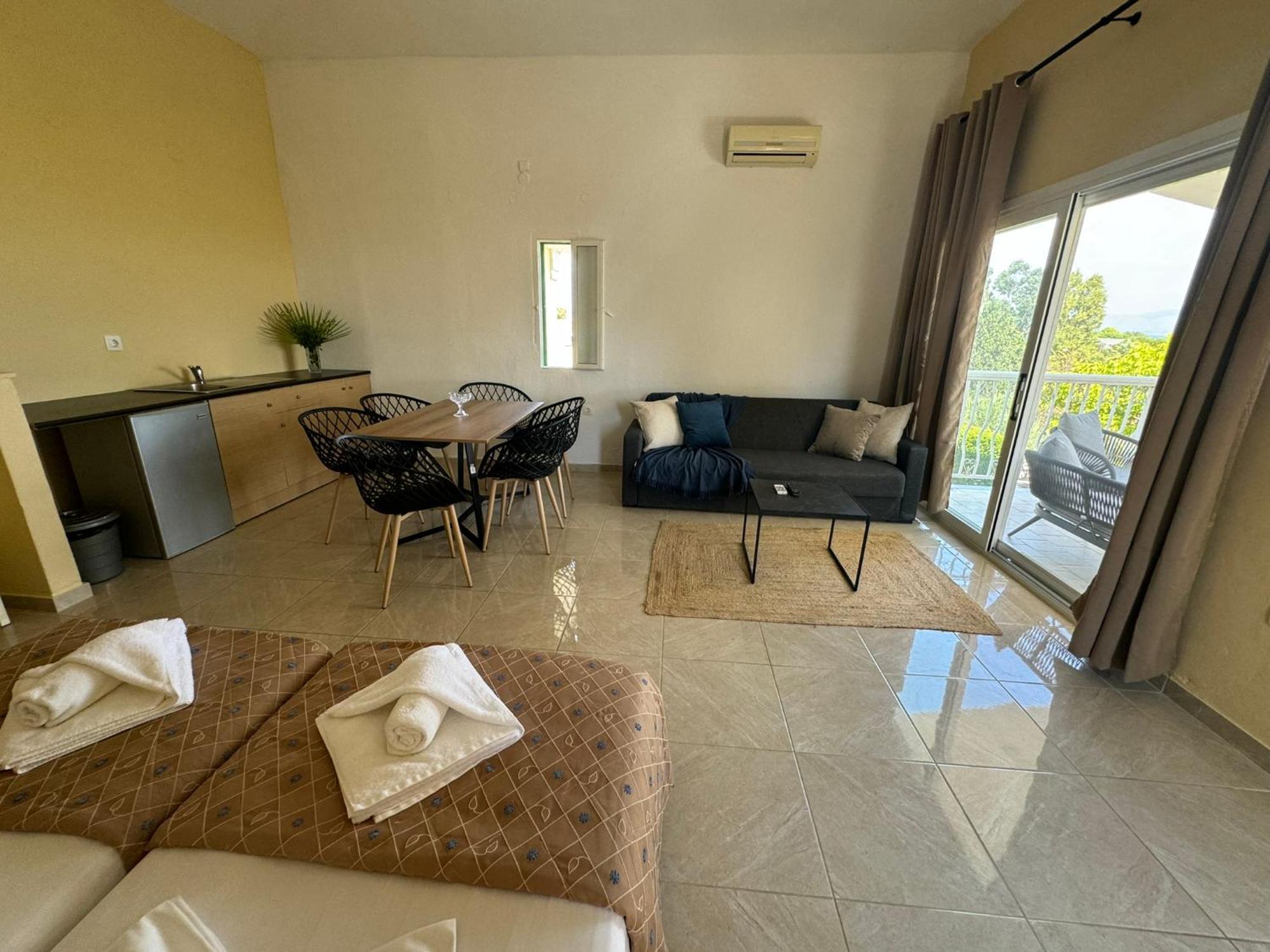 Mediterranean Blue Kavos Ngoại thất bức ảnh