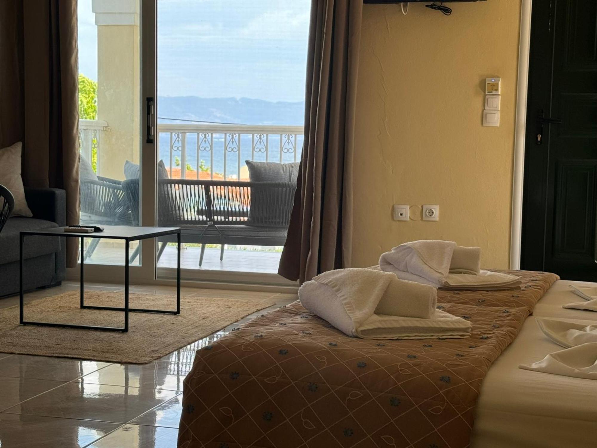 Mediterranean Blue Kavos Ngoại thất bức ảnh